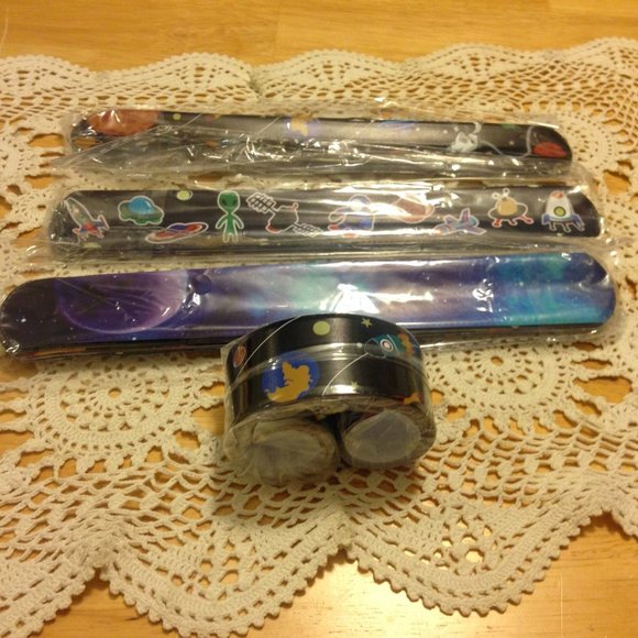 Slap Bracelets, cool party favors, space theme - Picture 1 of 6